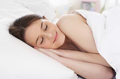 睡前3个小习惯 让你轻松年轻15岁

