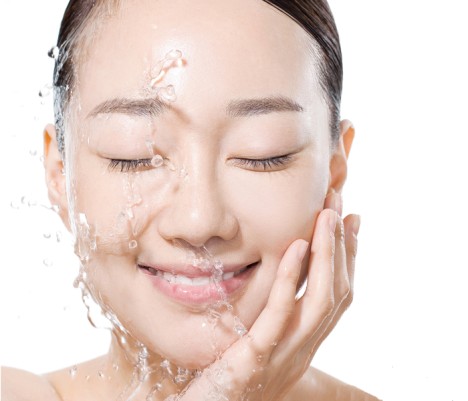 肌肤控油六大雷区 频繁洗脸非好方法